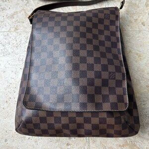 Louis Vuitton Damier Messenger Bag - Used